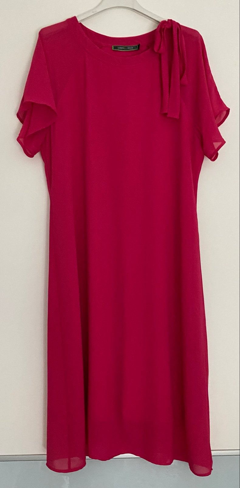 Lizzy & Coco Fuchsia Jurk Maat S, Kleding | Dames, Jurken, Ophalen of Verzenden, Zo goed als nieuw, Roze, Maat 36 (S)