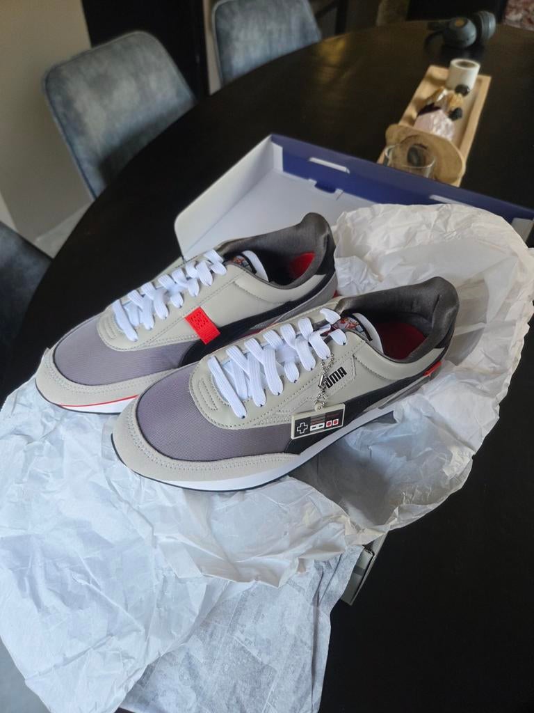 Puma Nintendo 8-bit Mario Bros sneakers nieuw maat 44, Ophalen of Verzenden