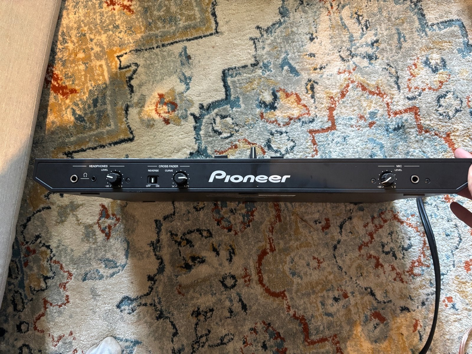 Foto 4 van Pioneer Serato DDJ-SR DJ-set met speakers en versterker