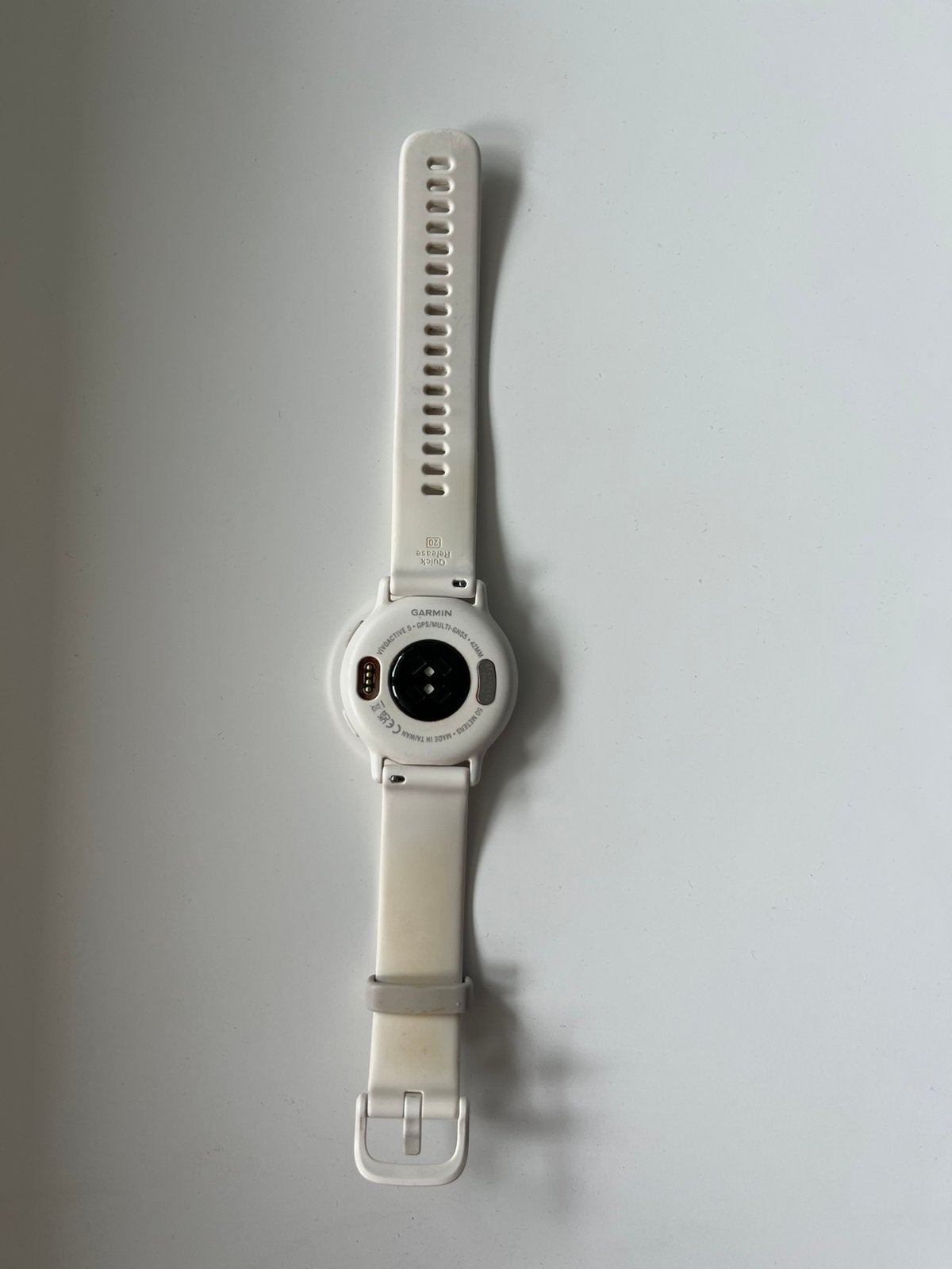 Foto 5 van Garmin Vivoactive 5 – (Lichtgrijs/Ivoor) – Met Factuur