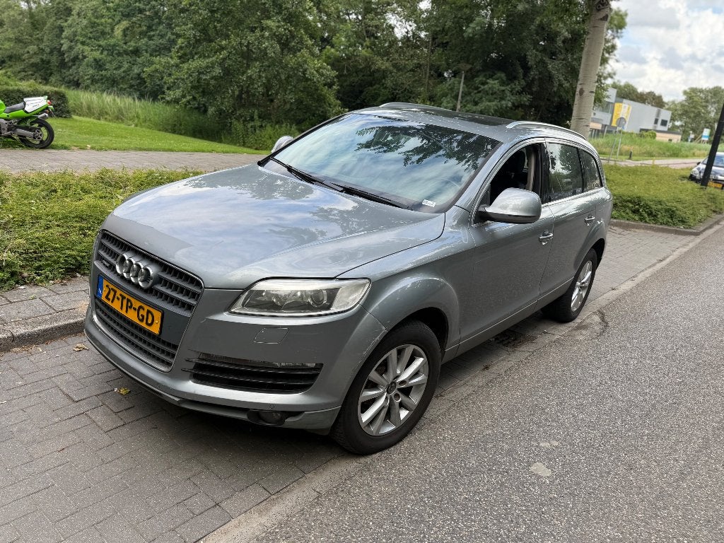 Audi Q7 3.0 TDI Quattro Tiptronic 6/7ST 2006 Grijs 4X4 PANO, Auto's, Audi, Automaat, 2270 kg, Diesel, 6 cilinders