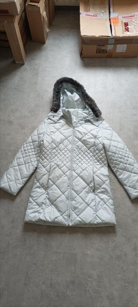 Lichtblauwe gewatteerde jas met capuchon maat 38, Kleding | Dames, Jassen | Winter, Maat 38/40 (M), Blauw, Ophalen of Verzenden