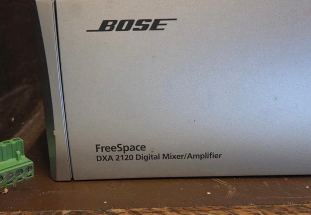 Bose FreeSpace DXA 2120 / 2x Opbouw- & 6x Plafondspeaker, Ophalen, 120 watt of meer, Front, Rear of Stereo speakers, Bose