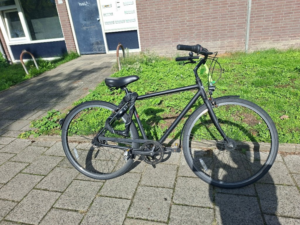 Bi cycle for sale.