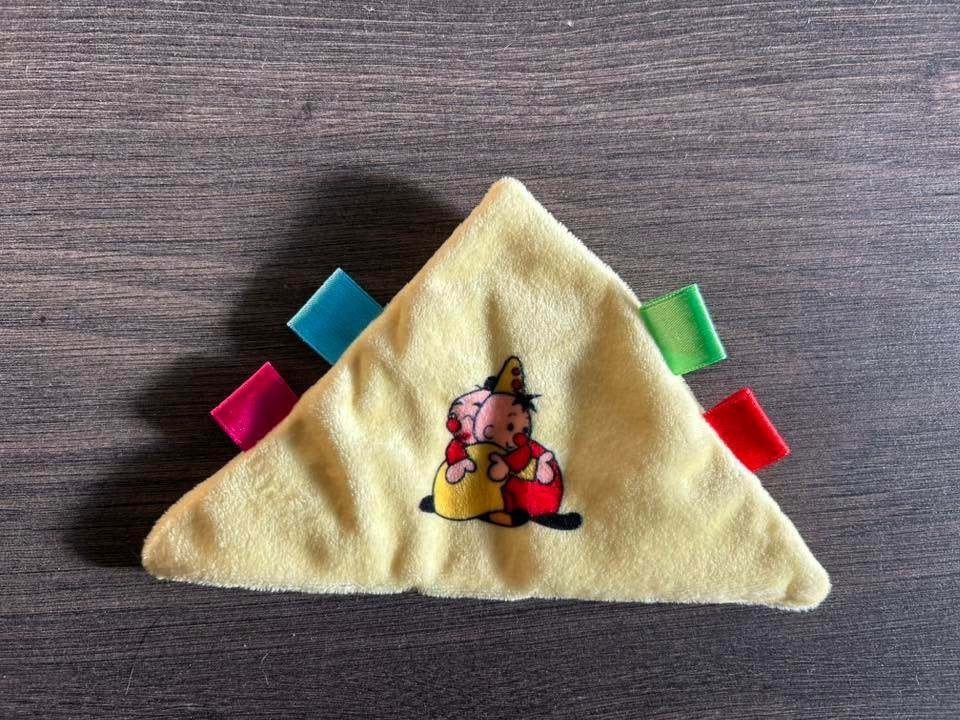 Bumba baby knisperdoekje, Geel, Nieuw, Ophalen of Verzenden, Klein (minder dan 20 cm)