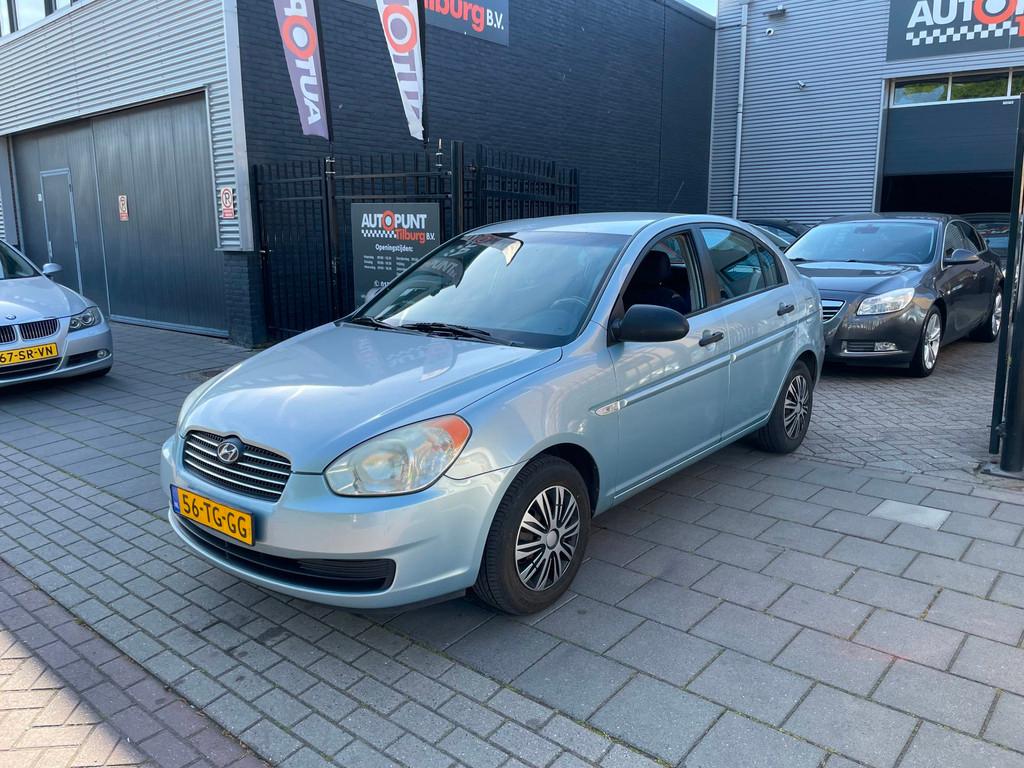 Hyundai Accent 1.4i Dynamic 2e Eigenaar! Airco NAP APK, Voorwielaandrijving, 4 cilinders, Blauw, Origineel Nederlands