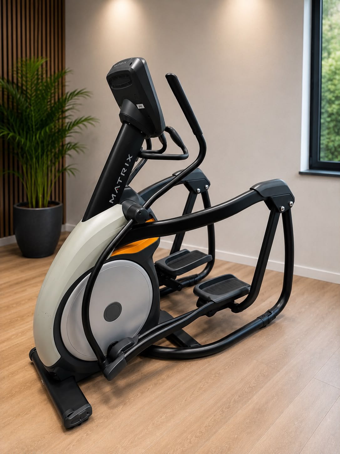 Matrix U5X Crosstrainer – Nieuwstaat, Sport en Fitness, Ophalen, Zo goed als nieuw, Crosstrainer