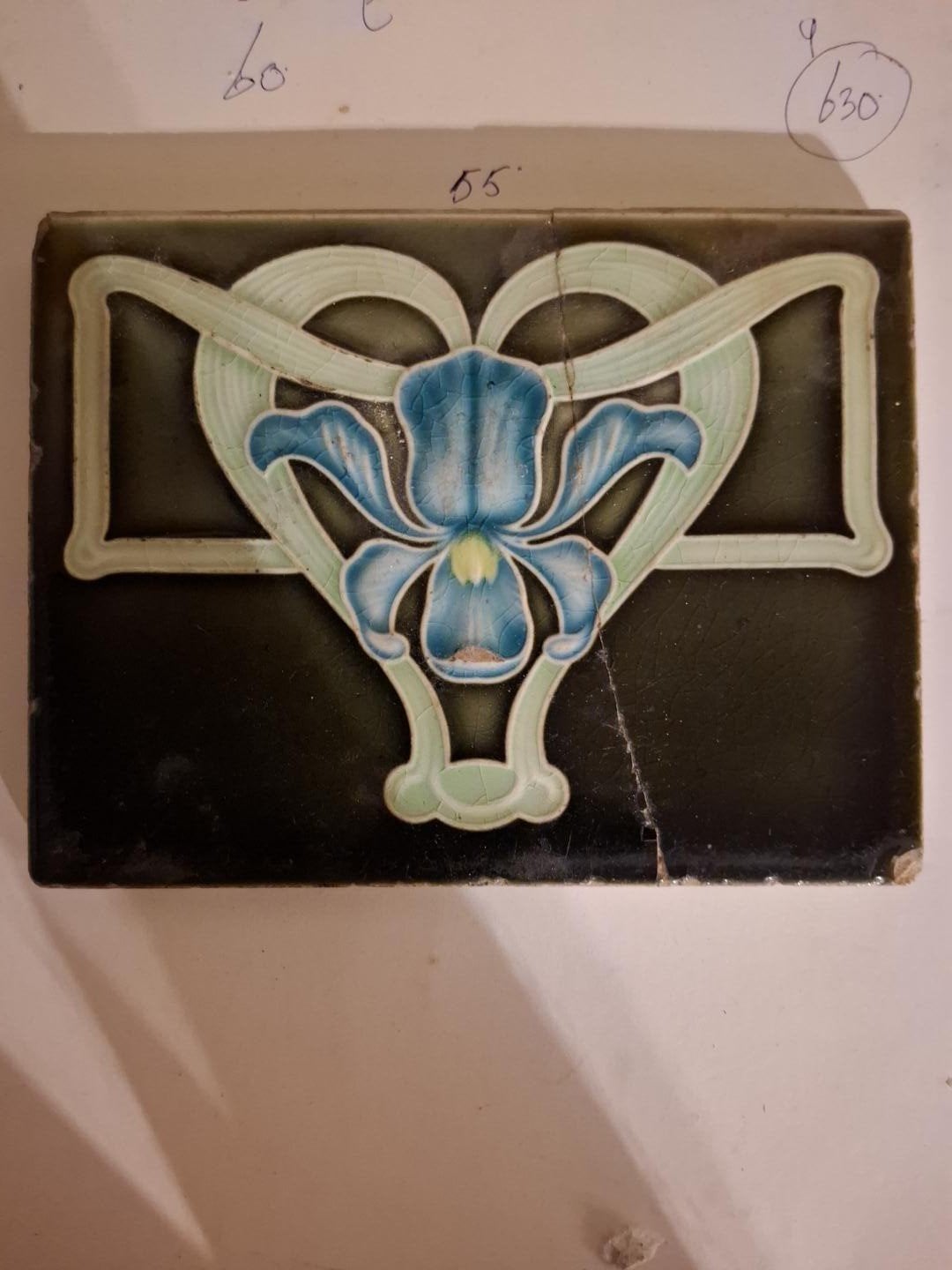 tegel art nouveau (jugendstil) reliëf tegel 1900, Antiek en Kunst, Ophalen of Verzenden