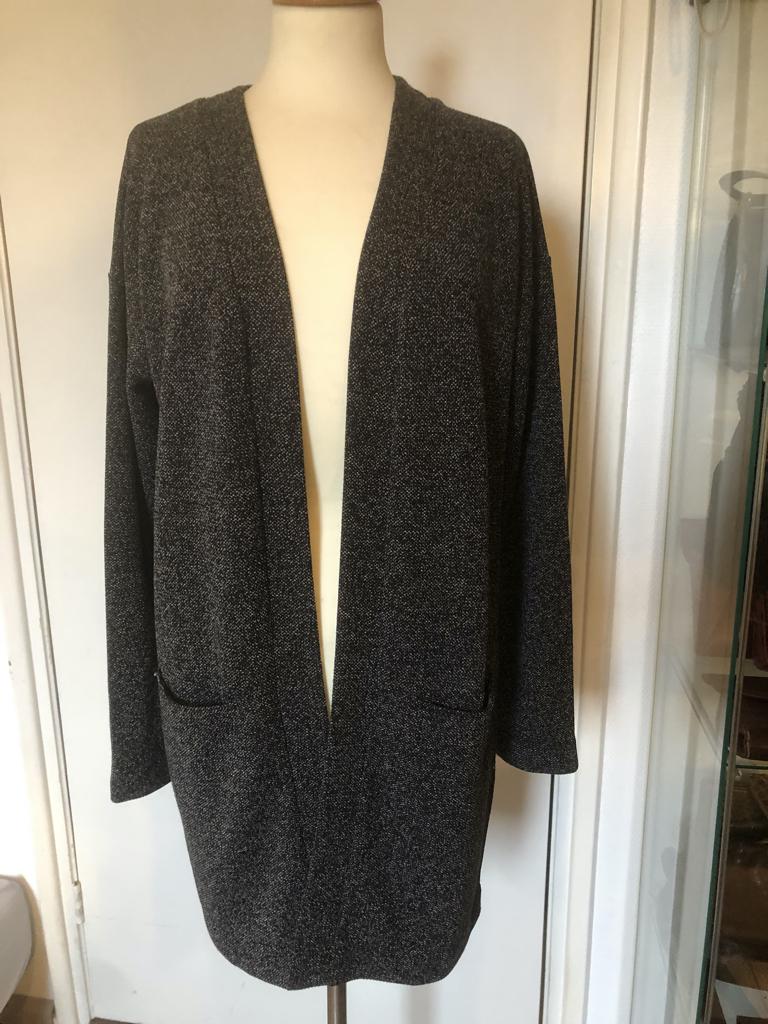 MODSTROM  lang grijs vest knooploos maat M, Maat 38/40 (M), Ophalen of Verzenden, Zo goed als nieuw, Grijs