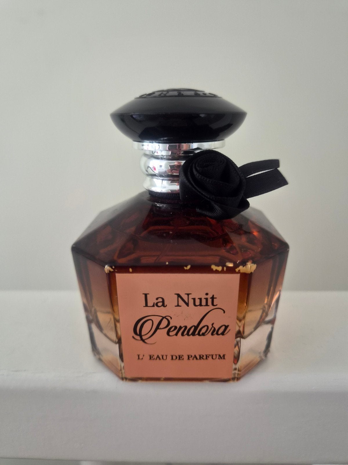 Pendora la Nuit, Ophalen, Parfumfles, Gevuld