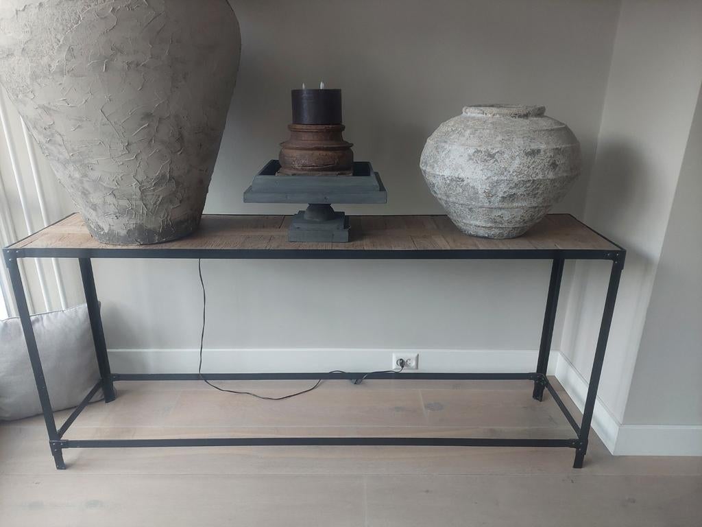 Robuuste sidetable 180 cm - Industrieel design, Huis en Inrichting, Tafels | Sidetables, Industrieel, Landelijk, Zo goed als nieuw