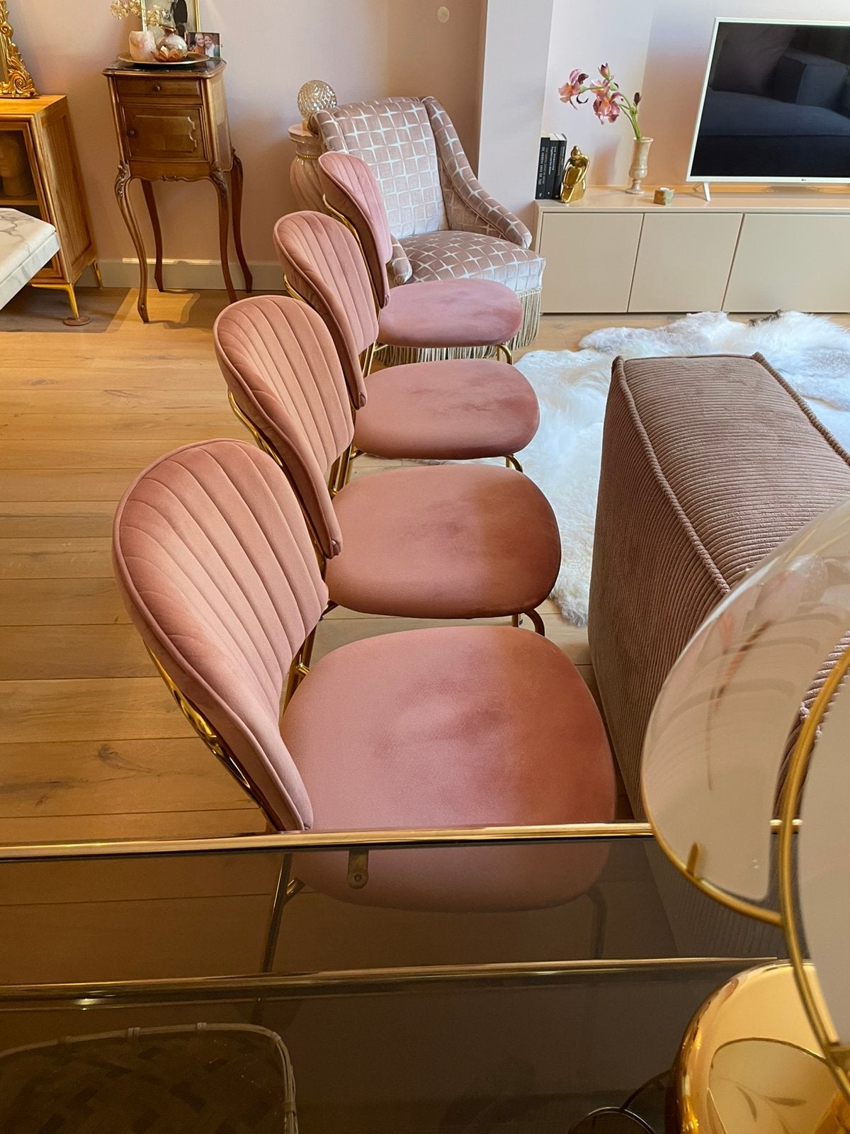 3 of 4 Elegante velvet eetkamerstoelen poederroze/goud✨, Huis en Inrichting, Ophalen, Zo goed als nieuw, Overige kleuren