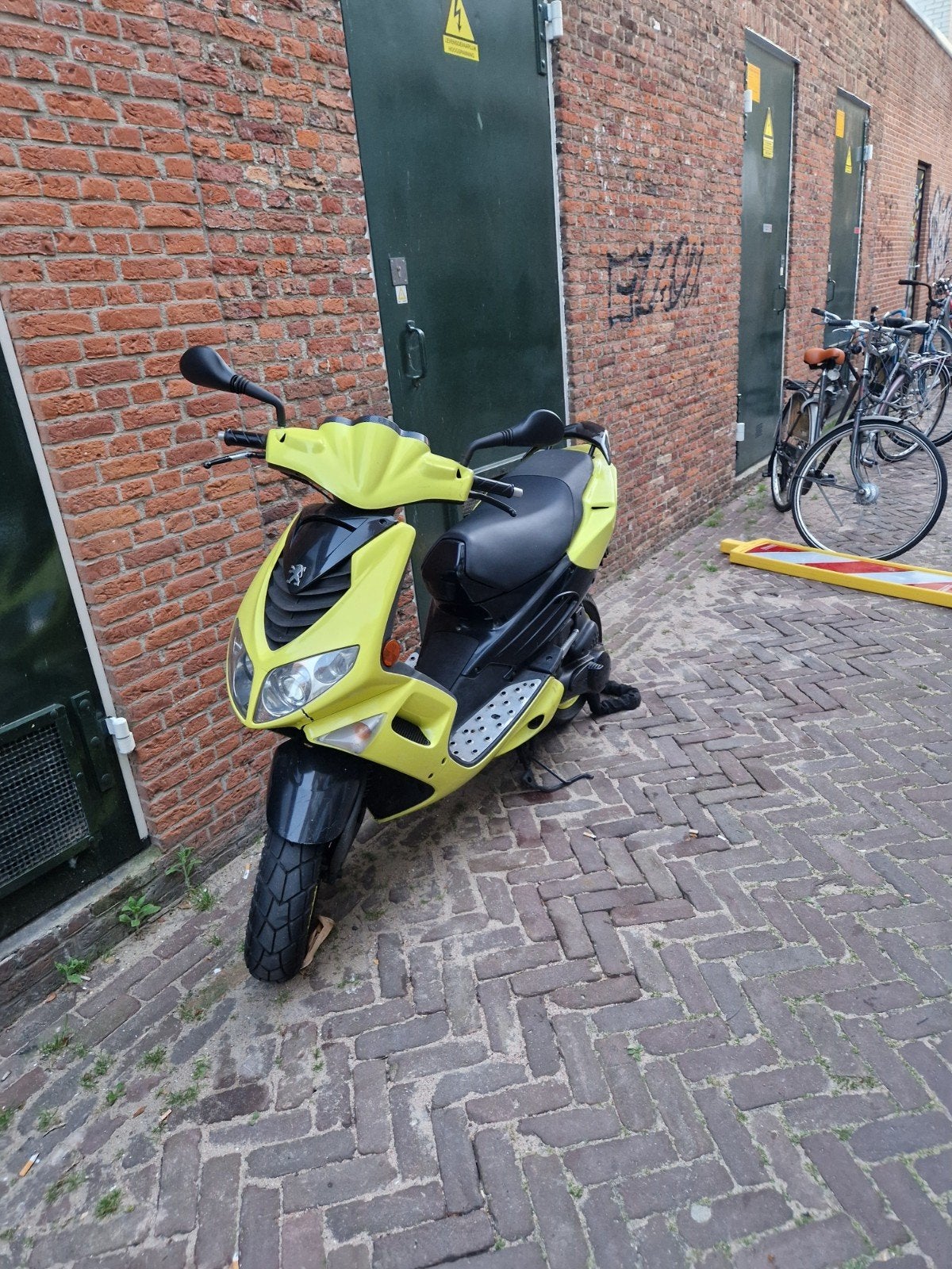 Peugeot Speedfight 2 AC snor., Fietsen en Brommers, Scooters | Peugeot, Ophalen, Gebruikt, Speedfight, Benzine