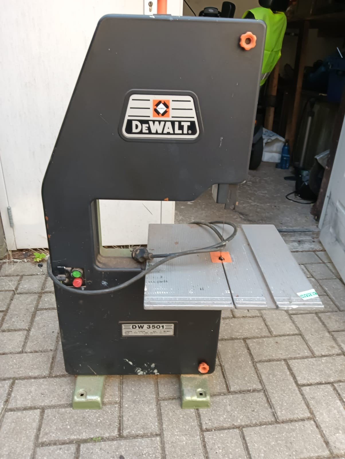 dewalt lintzaagmachine, Doe-het-zelf en Verbouw, Ophalen, DeWalt, 70 mm of meer, Zo goed als nieuw