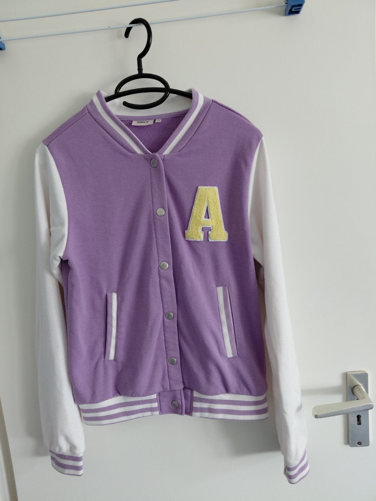 leuk baseball vest jasje draagmaat 158 iets pillen 1 euro, Gebruikt, Meisje, Trui of Vest, Only