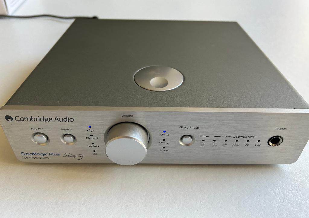 Cambridge Audio DACmagic Plus (Zilver), Ophalen of Verzenden, Zo goed als nieuw