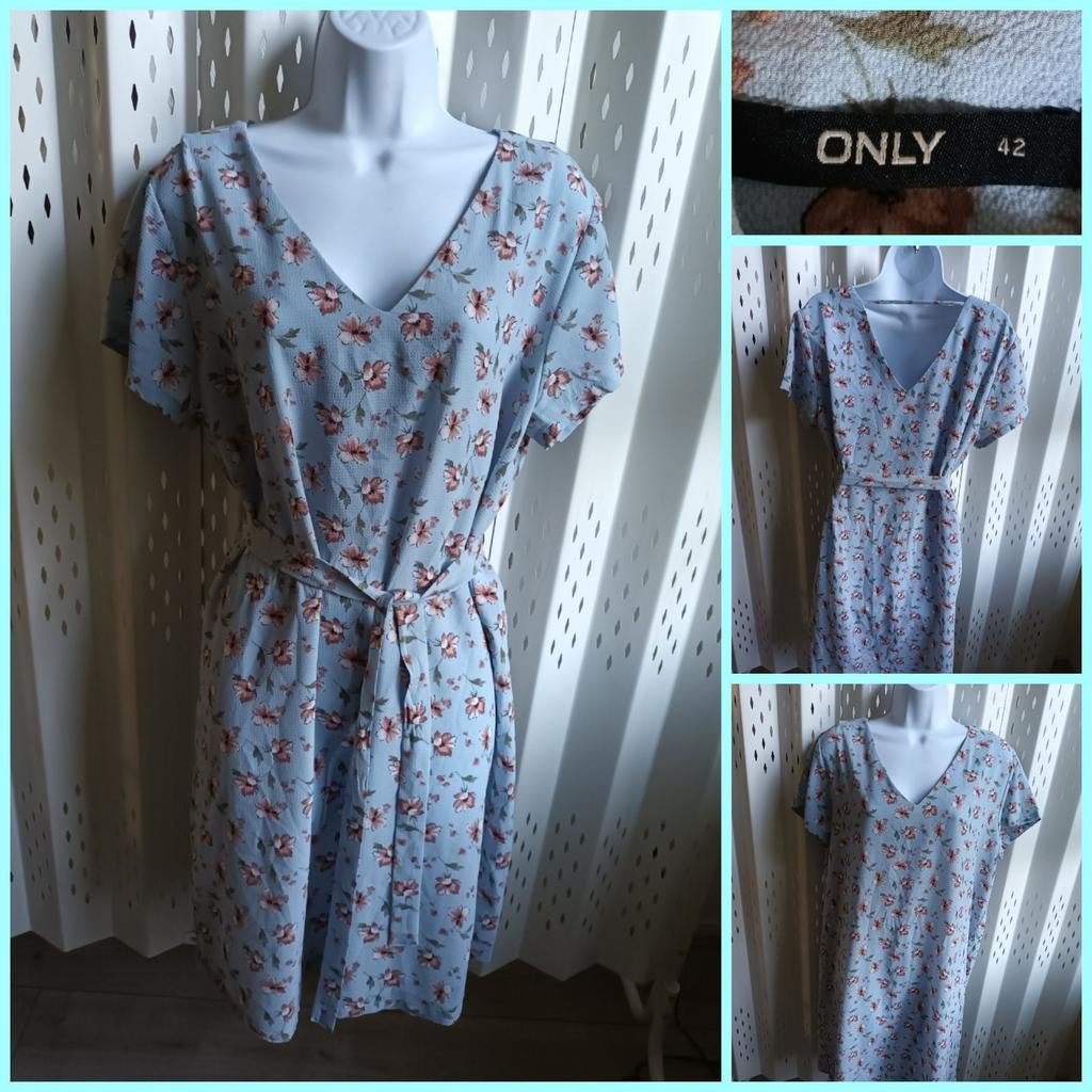 ONLY lichtblauwe jurk bloemenprint shortsleeve stretch 42, Kleding | Dames, Blauw, Maat 42/44 (L), Ophalen of Verzenden, Boven de knie