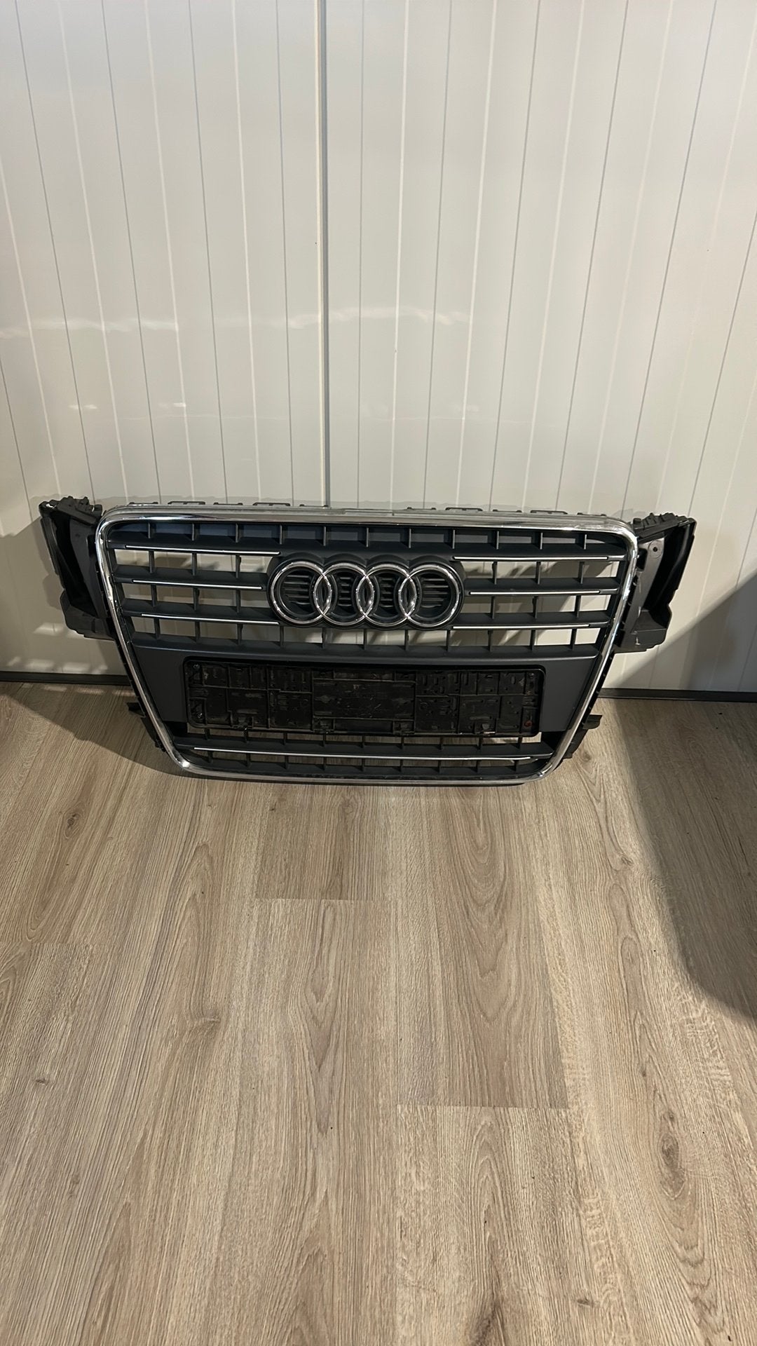 Audi a5 grill, Ophalen
