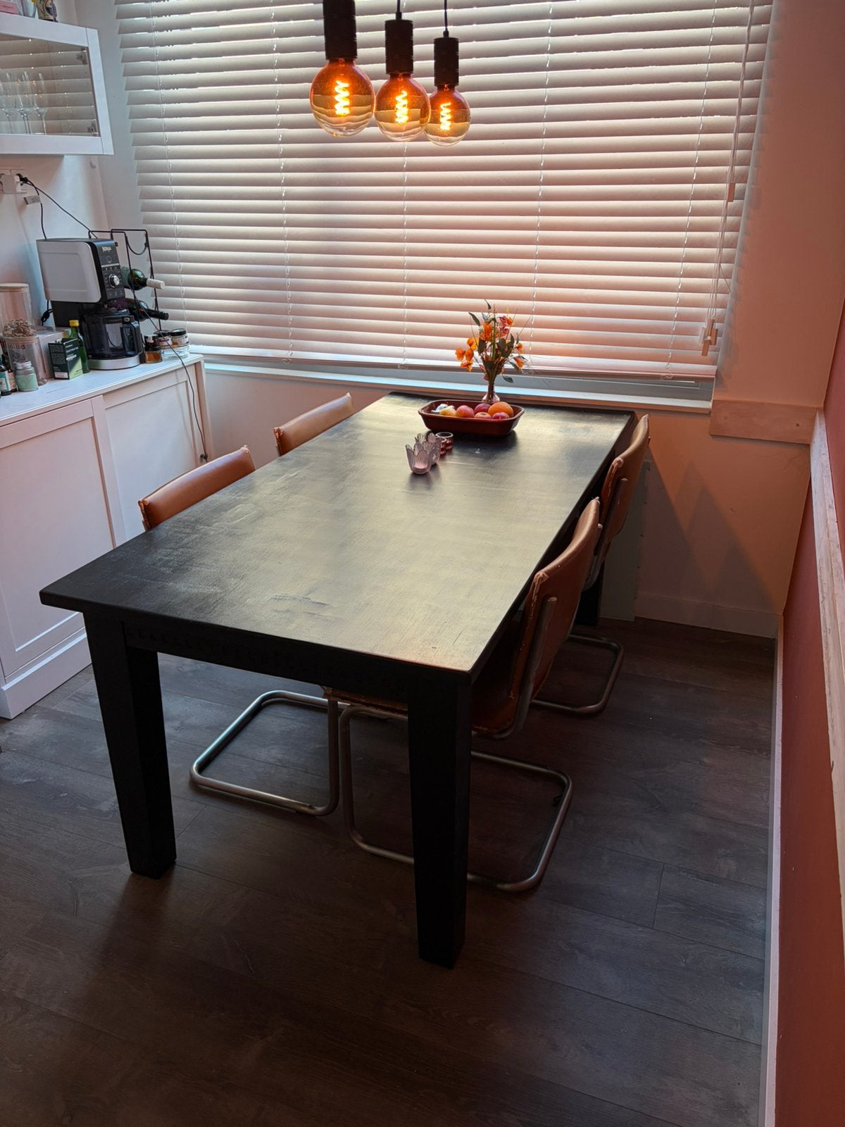 Robuuste zwarte hardhouten eettafel - 180x90 cm, Ophalen, 50 tot 100 cm, Zo goed als nieuw, 150 tot 200 cm