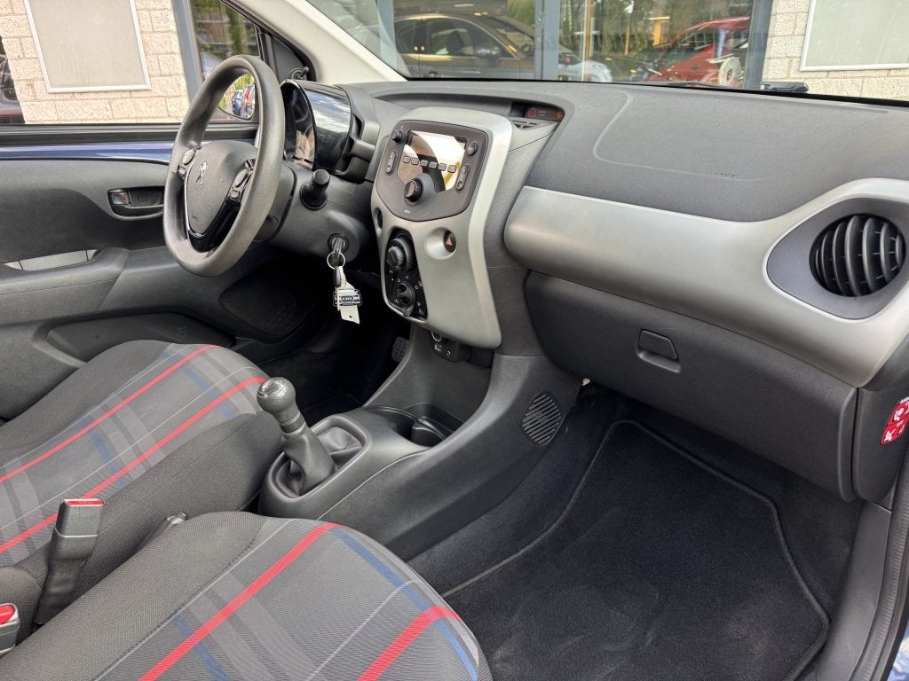 Peugeot 108 1.0 e-VTi 5Drs Airco Nw koppeling Beurt, Auto's, Start-stop-systeem, Euro 5, Gebruikt, 31 €/maand
