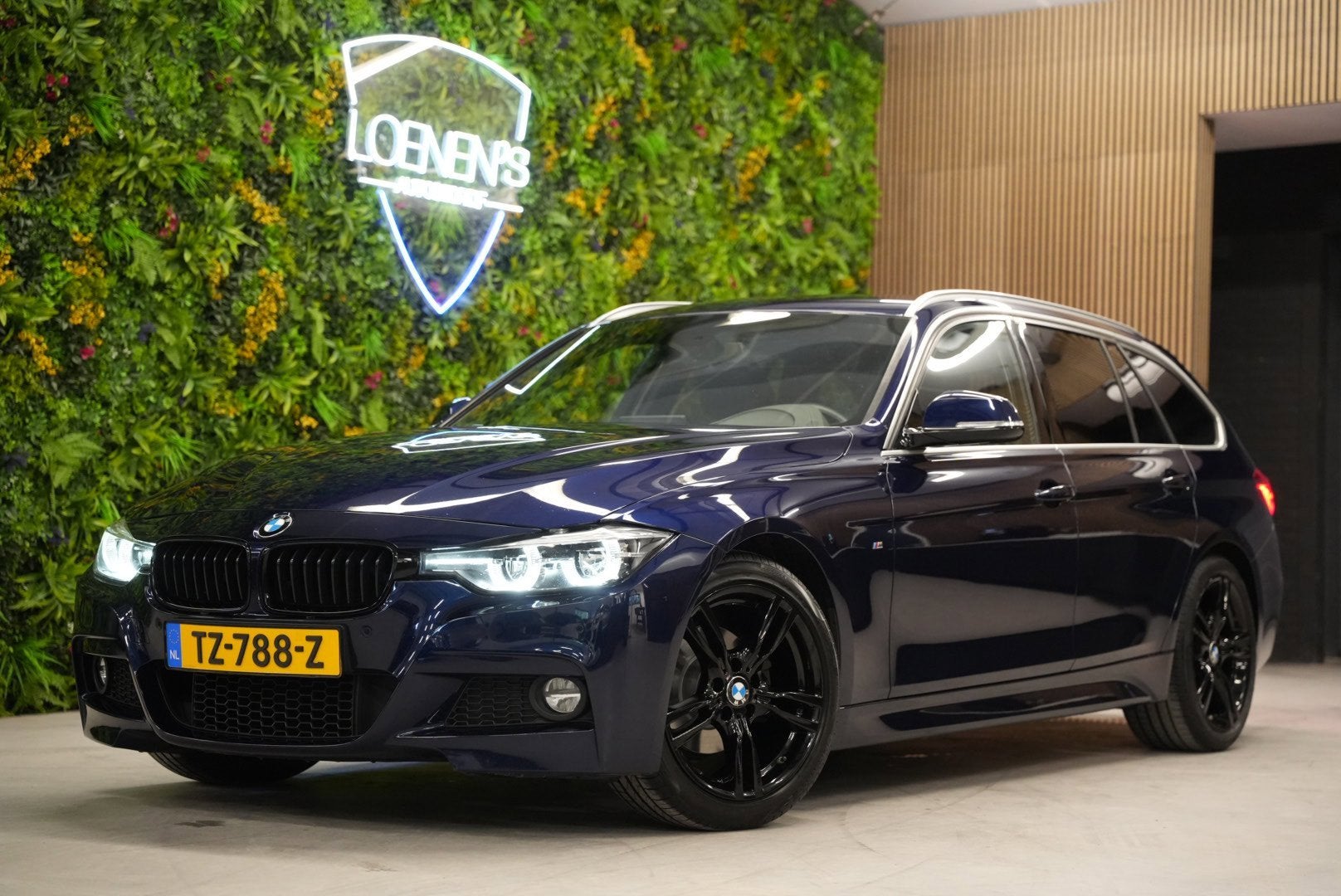 BMW 3-serie Touring 320i M Sport Edition / CarPlay / Cruise, Automaat, 1998 cc, Achterwielaandrijving, 4 cilinders