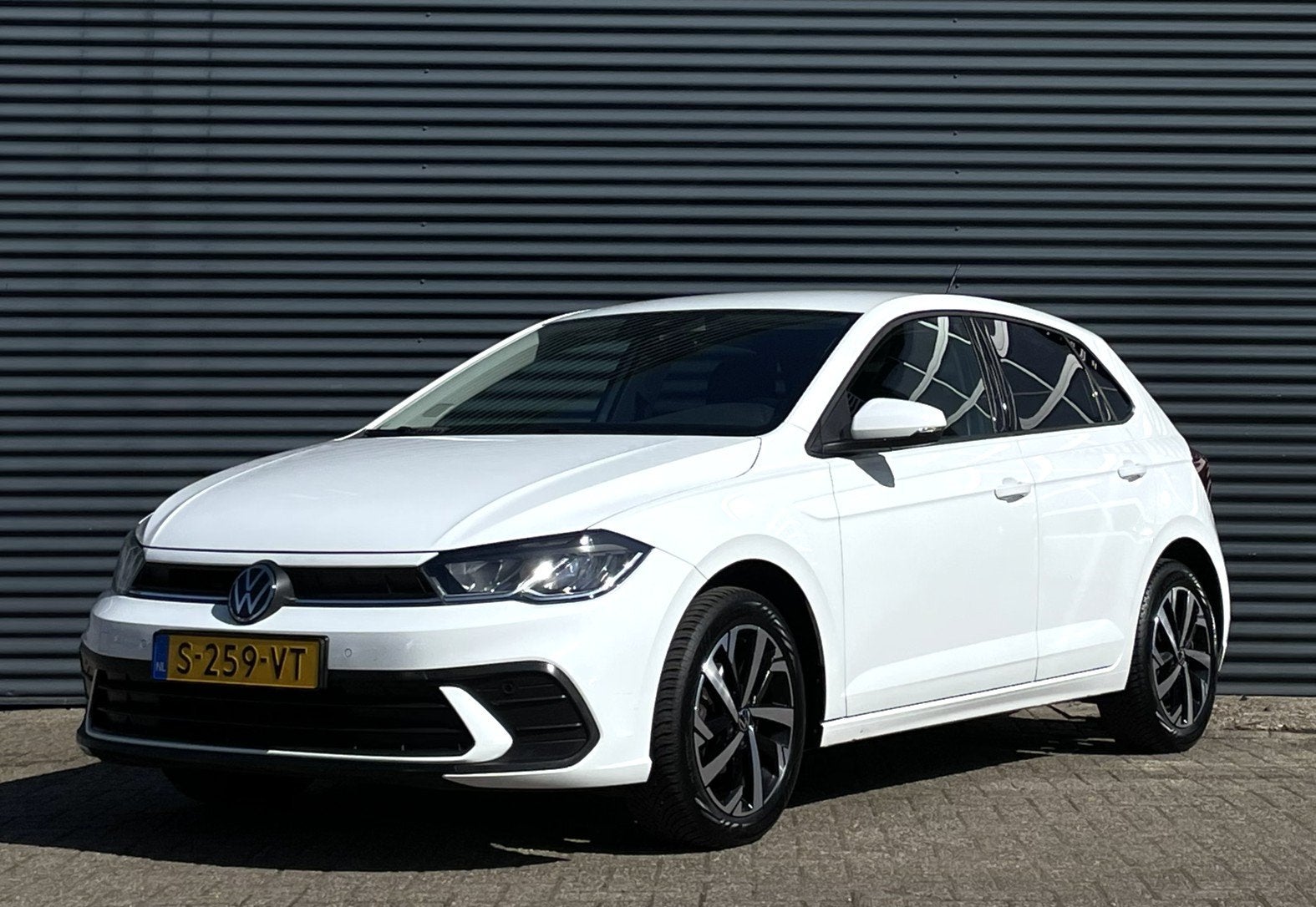 Volkswagen Polo 1.0 TSI 95pk Keyless/Camera/Carplay, Voorwielaandrijving, Stof, Gebruikt, Origineel Nederlands