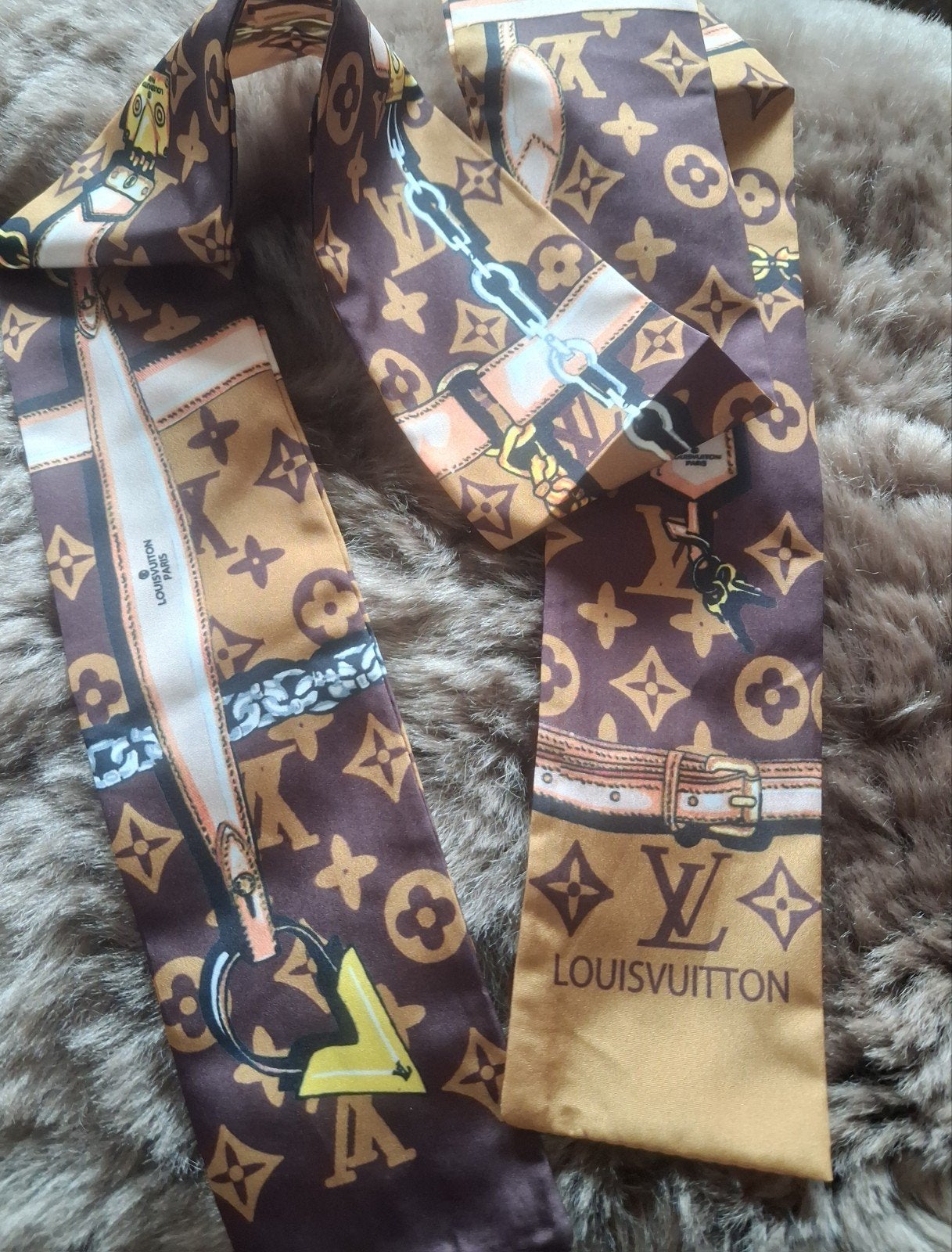 Louis vuitton twilly, Sieraden, Tassen en Uiterlijk, Tassen | Damestassen, Ophalen of Verzenden, Nieuw, Bruin
