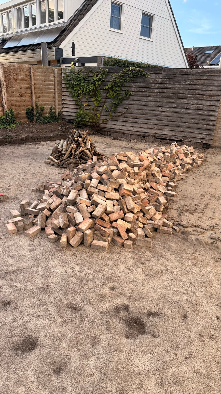 GRATIS: Klinkers diverse kleuren en maten - ca. 40m², Tuin en Terras, Ophalen, Gebruikt, Klinkers, 10 m² of meer