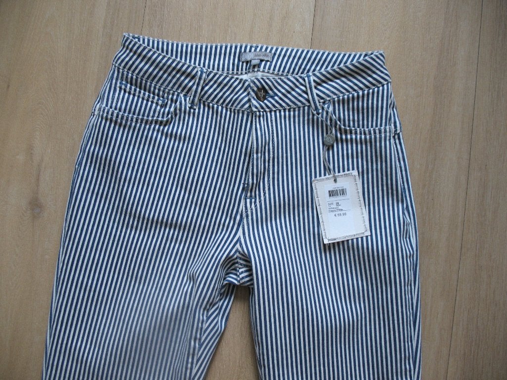Didi Broek Stretch Blauw/ Wit Gestreept Mt. 38 Ongedragen, Maat 38/40 (M), Overige kleuren, Nieuw, Ophalen of Verzenden