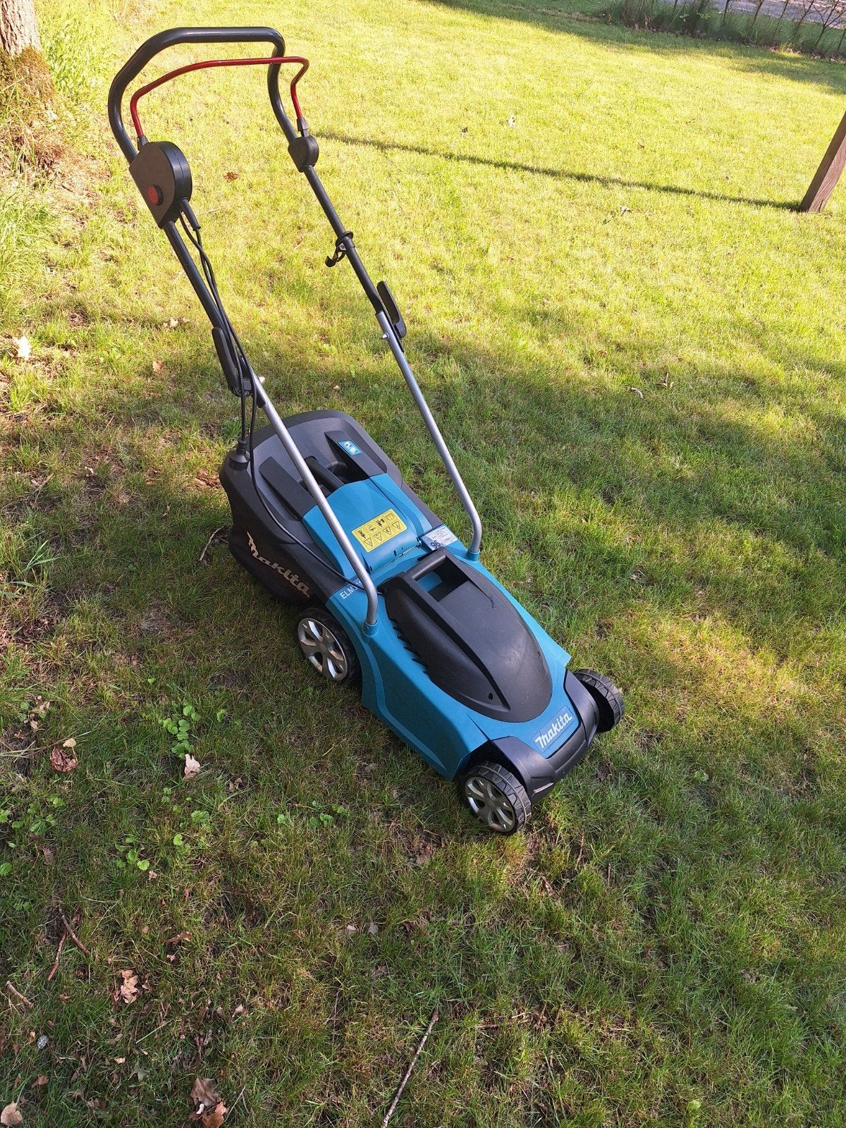 Makita grasmaaier, Tuin en Terras, Ophalen, Gebruikt