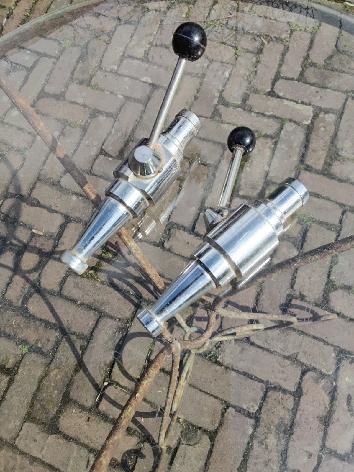 Twee kranen, Tuin en Terras, Buitenkranen, Ophalen of Verzenden