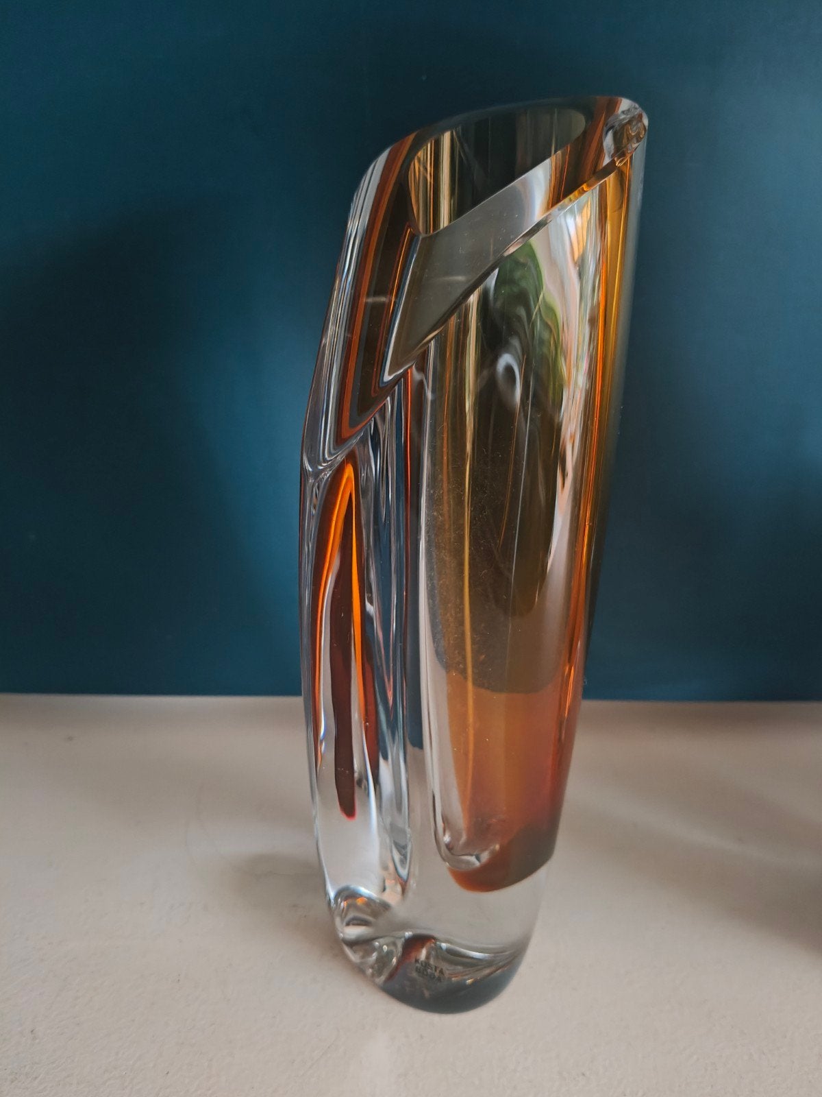 Göran Wärff x Kosta Boda SARABAND vaas 24 cm met schade, Antiek en Kunst, Antiek | Glas en Kristal, Ophalen of Verzenden