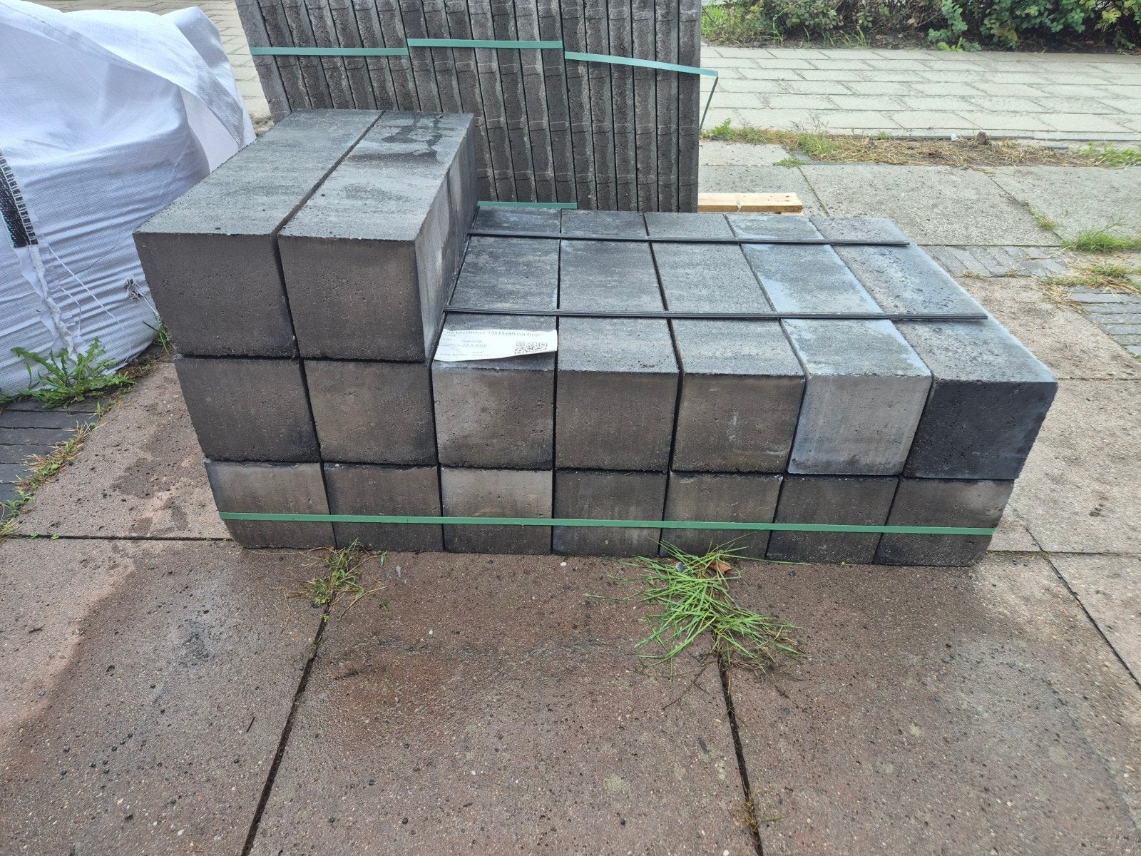 15 Linia Excellence stapelblokken grijs/zwart 15x15x60 cm, Ophalen