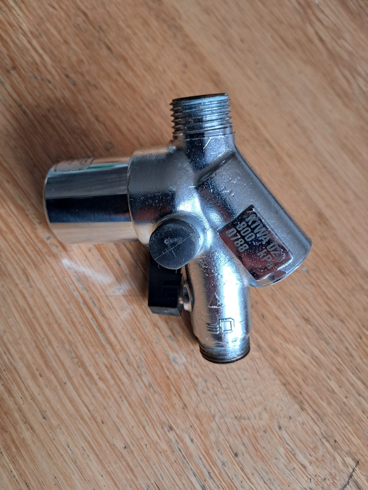 Overdrukventiel boiler inlaatcombinatie aftappen, Ophalen of Verzenden, Zo goed als nieuw, Chroom, Kraan