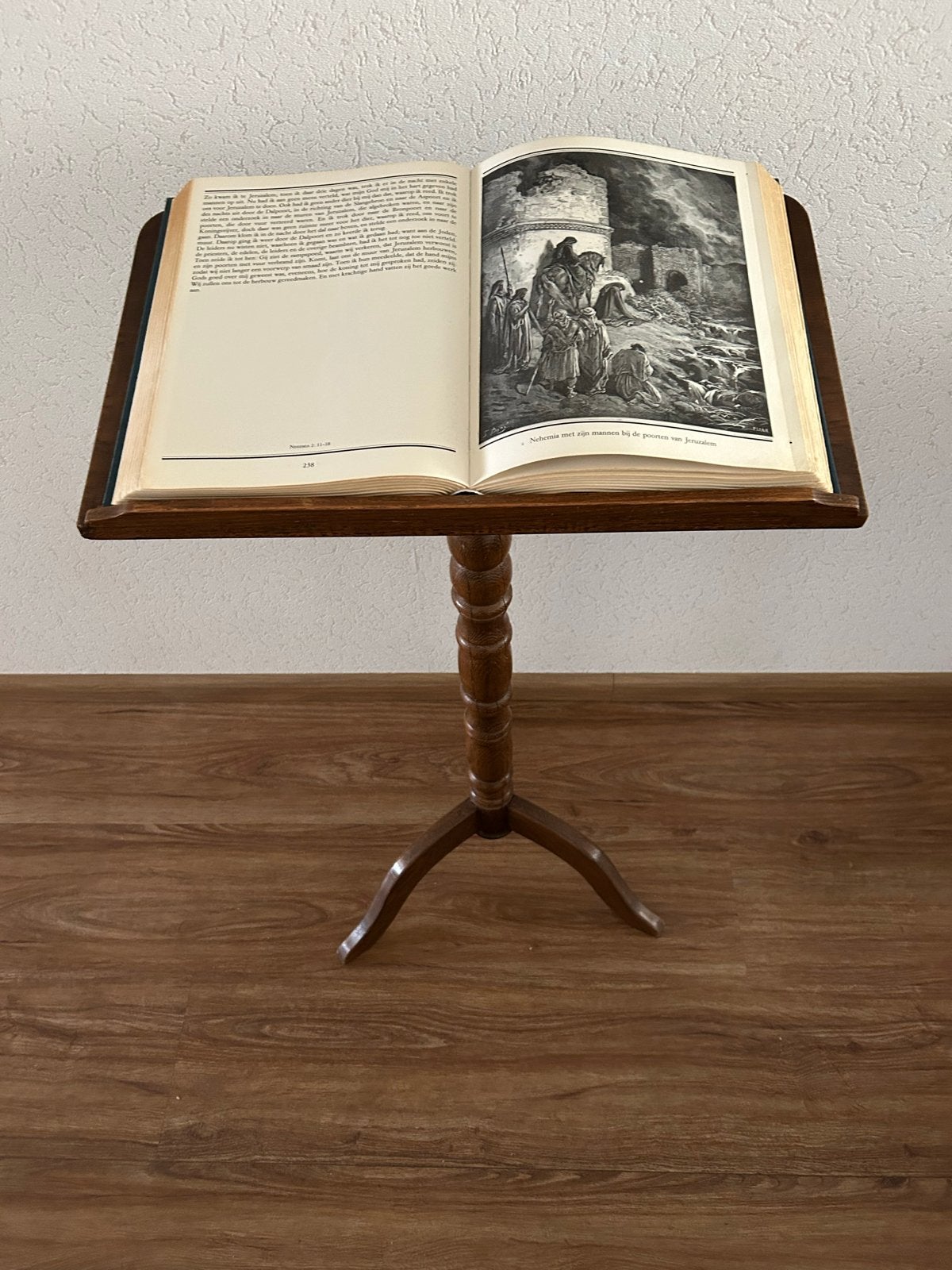 Antieke houten lezenaar/boekenstandaard, 94 cm hoog, Ophalen