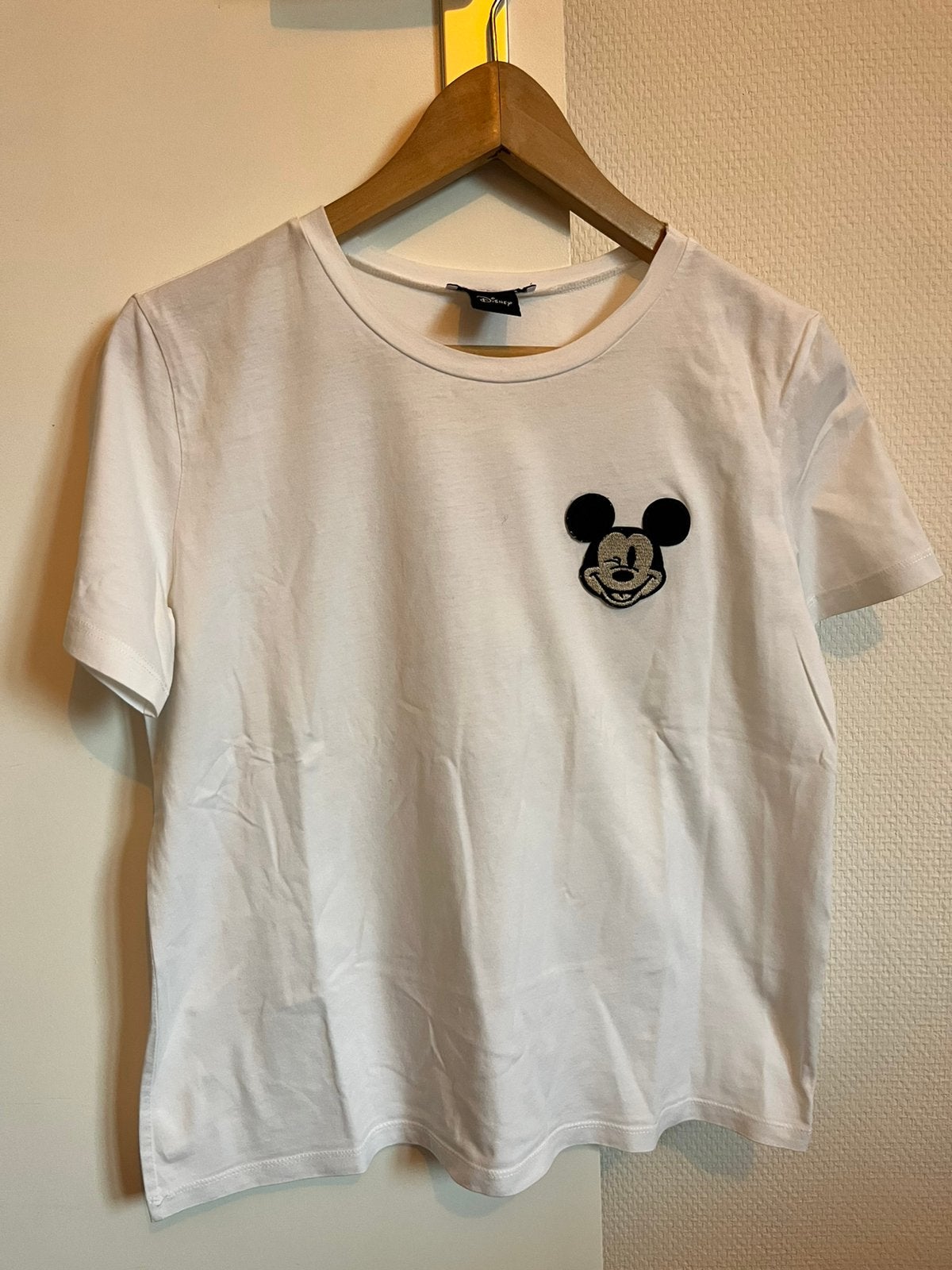 Zara Disney wit Mickey Mouse T-shirt, maat S, Wit, Ophalen of Verzenden, Zo goed als nieuw, Korte mouw