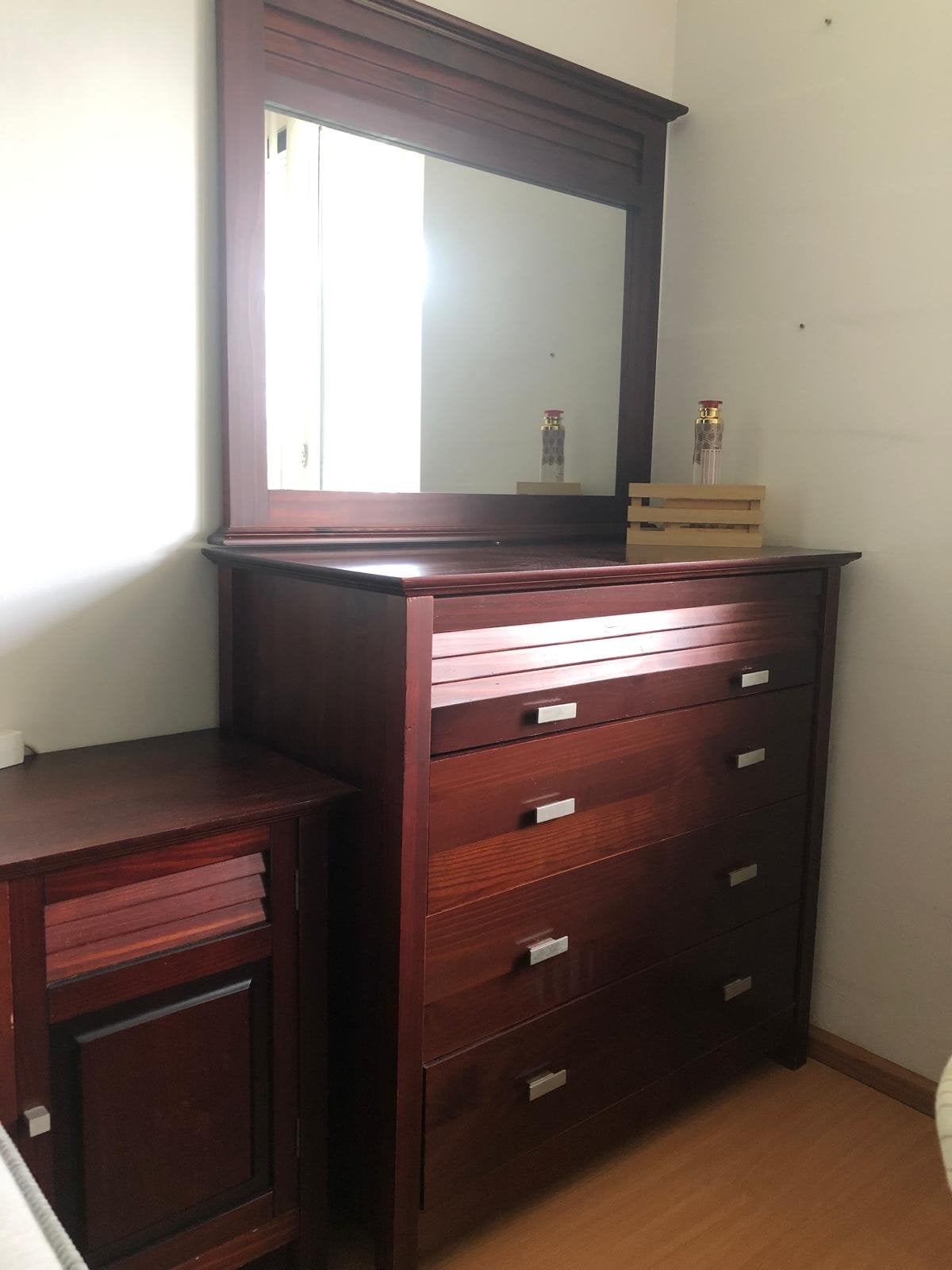 Complete Slaapkamer Set: Bed, Nachtkastjes, Lade en spiegel, Ophalen, Zo goed als nieuw, Tweepersoons
