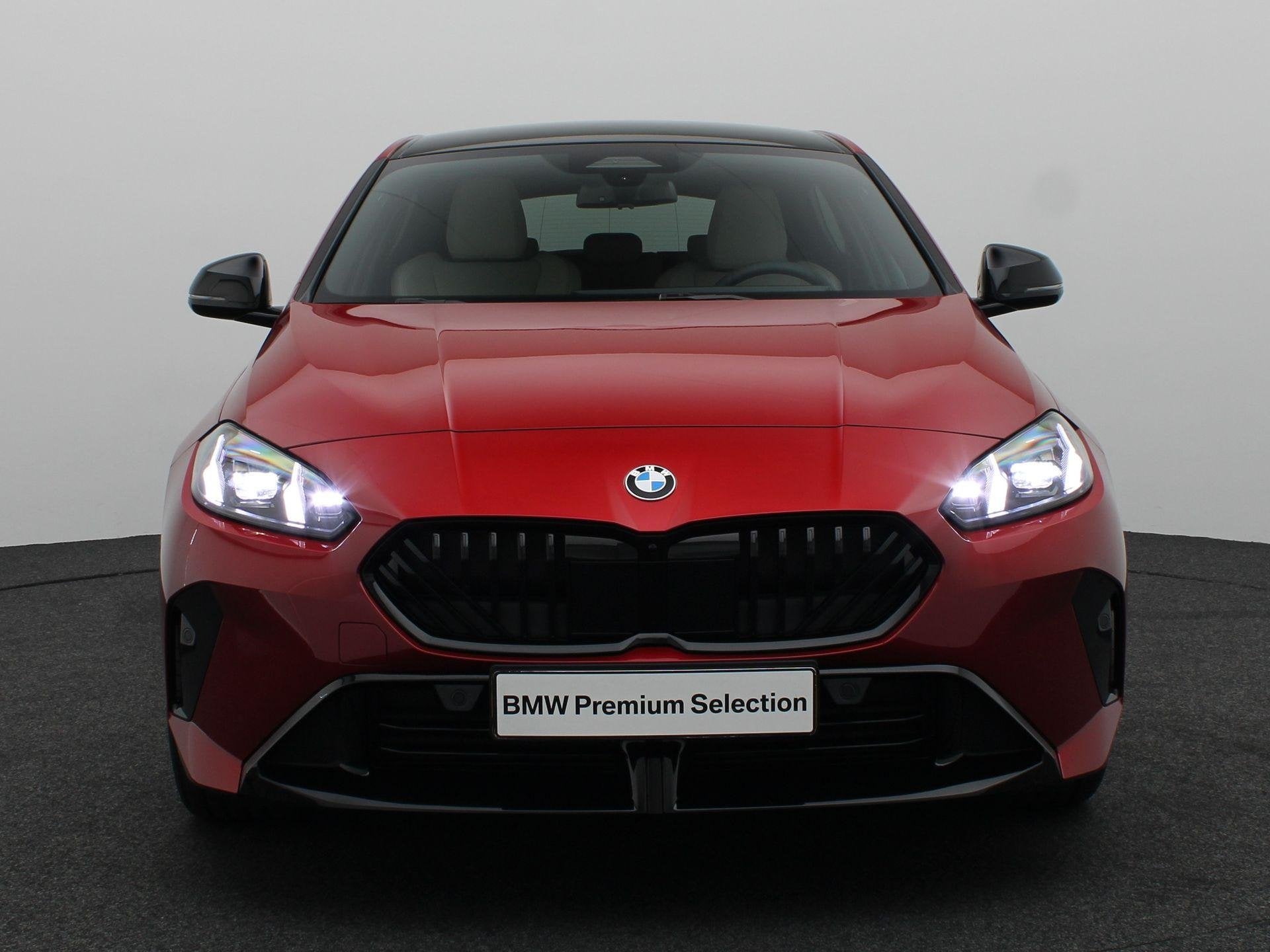 BMW 1 Serie 120 M Sportpakket Pro | Premium Pack | Stuurwiel, Auto's, Stof, Euro 6, Met garantie (alle), 19 km/l