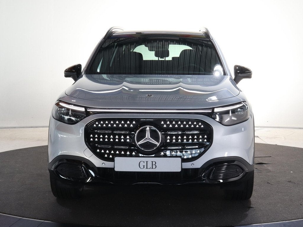 Mercedes-Benz GLB-Klasse 250+ Business Solution Luxury 7p. 8, Auto's, Mercedes-Benz, Achterwielaandrijving, Zwart, 626 km, 7 stoelen