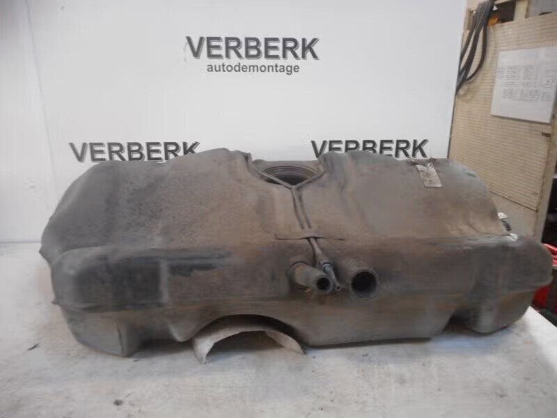 TANK Saab 9-5 (YS3E) (01-1997/12-2009) (SAAB4574026), Saab-de-info@saabgroup.com, Gebruikt, Ophalen of Verzenden, Saab Deutschland GmbH