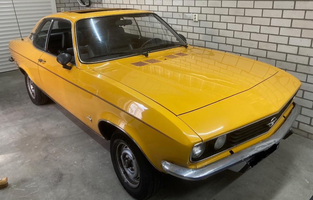 Opel manta A project, Auto's, Achterwielaandrijving, Zwart, 1600 cc, Geel