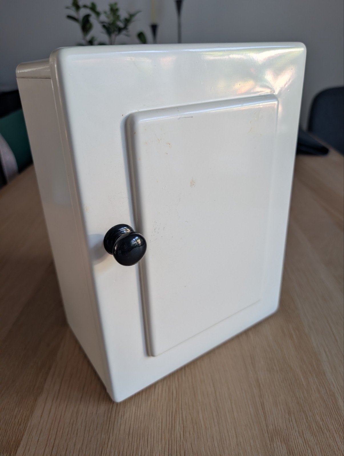 Medicijnkastje vintage, jaren 50/60 in uitstekende staat, Huis en Inrichting, Kasten | Overige, Ophalen, Zo goed als nieuw