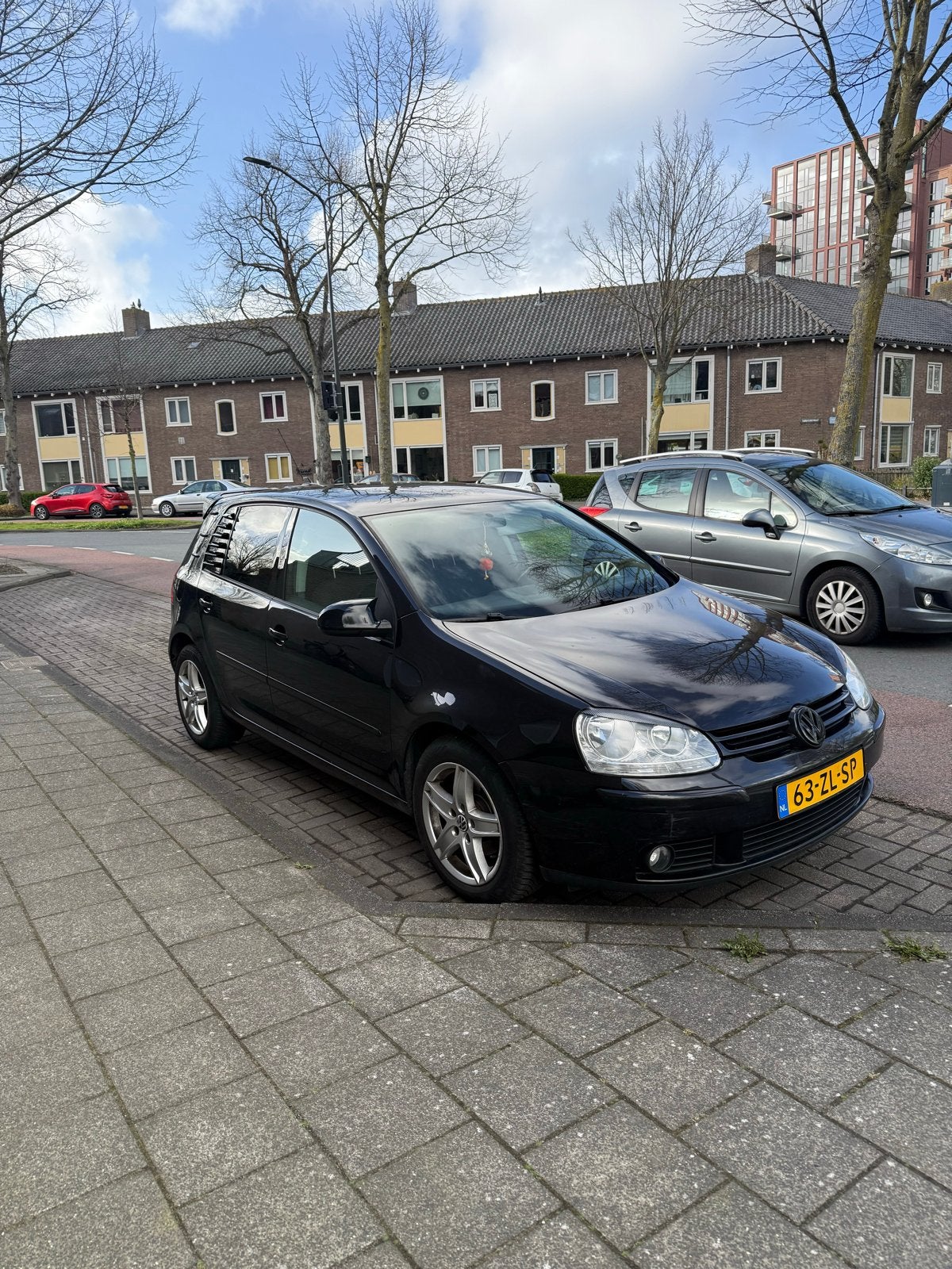 Volkswagen Golf 5 1.6 16V FSI 85KW 2008 Zwart, Auto's, Voorwielaandrijving, 15 km/l, 4 cilinders, 620 kg