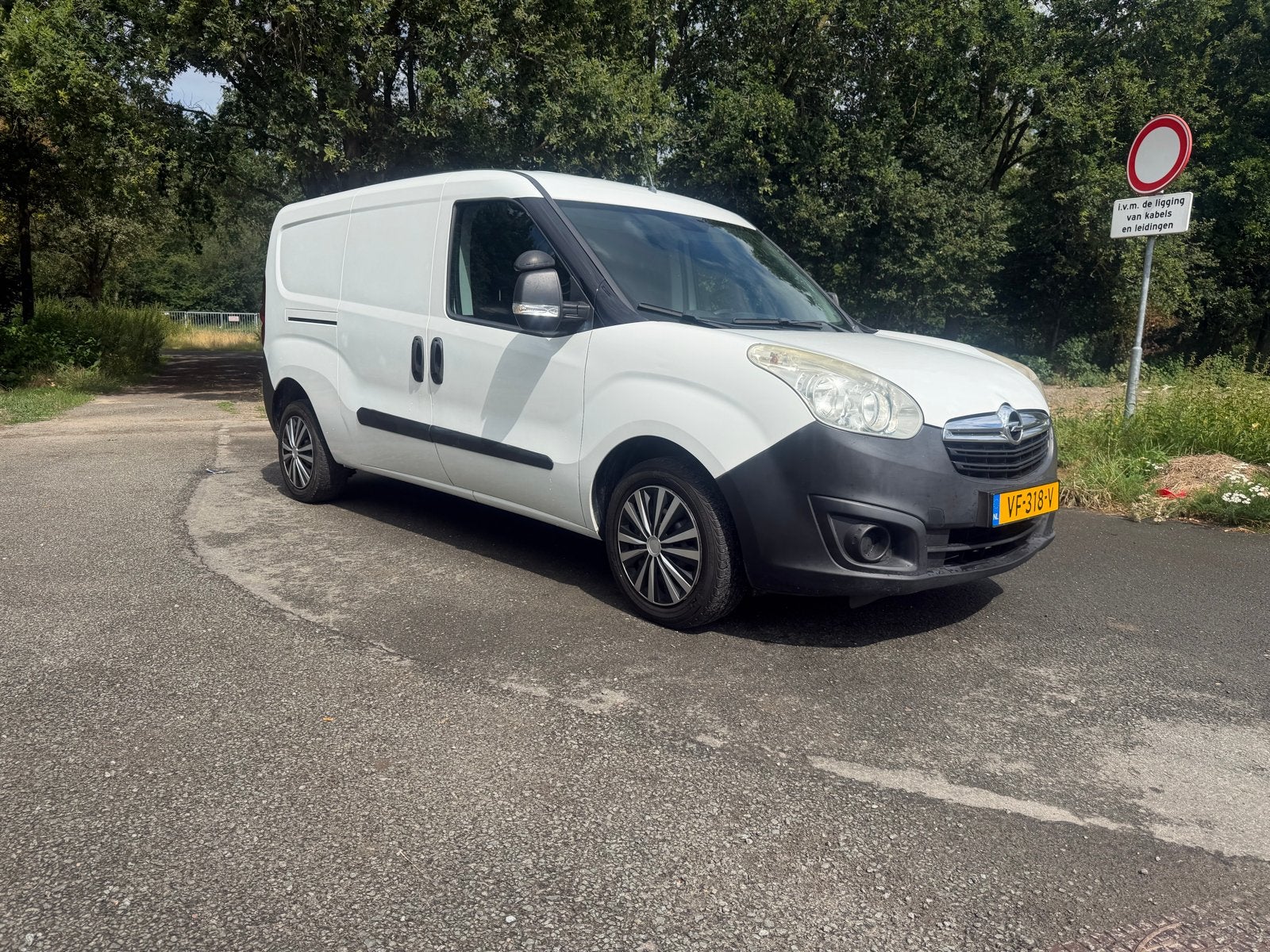 Opel Combo maxi 1.4 70KW 2013, Auto's, Voorwielaandrijving, Stof, Zwart, Wit