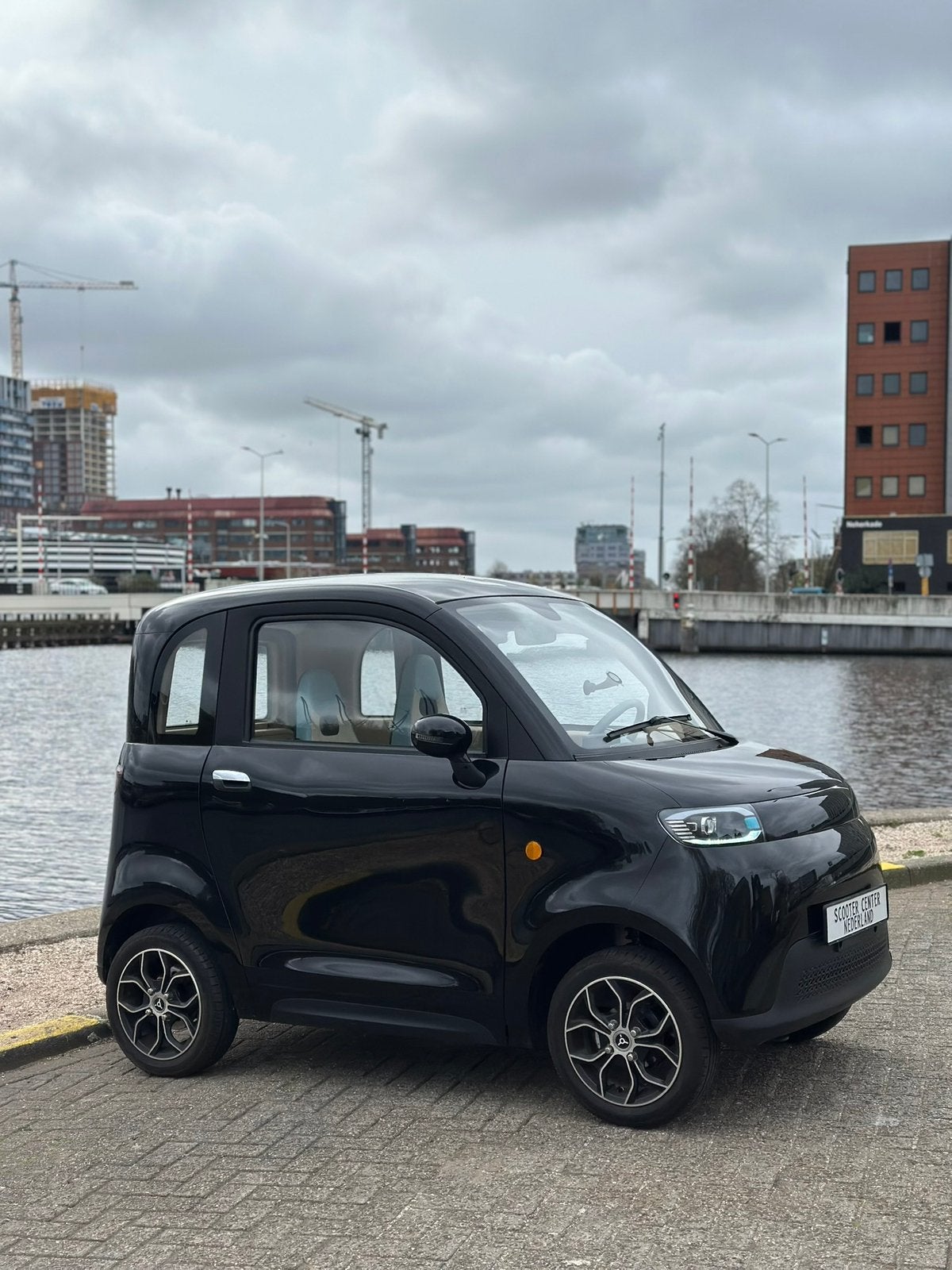 Citycar Frivip A05 Zwart 2025 3350KM ( minicar ) ( citycar ), Gebruikt, 16 km/u of meer, 46 km of meer, Ophalen