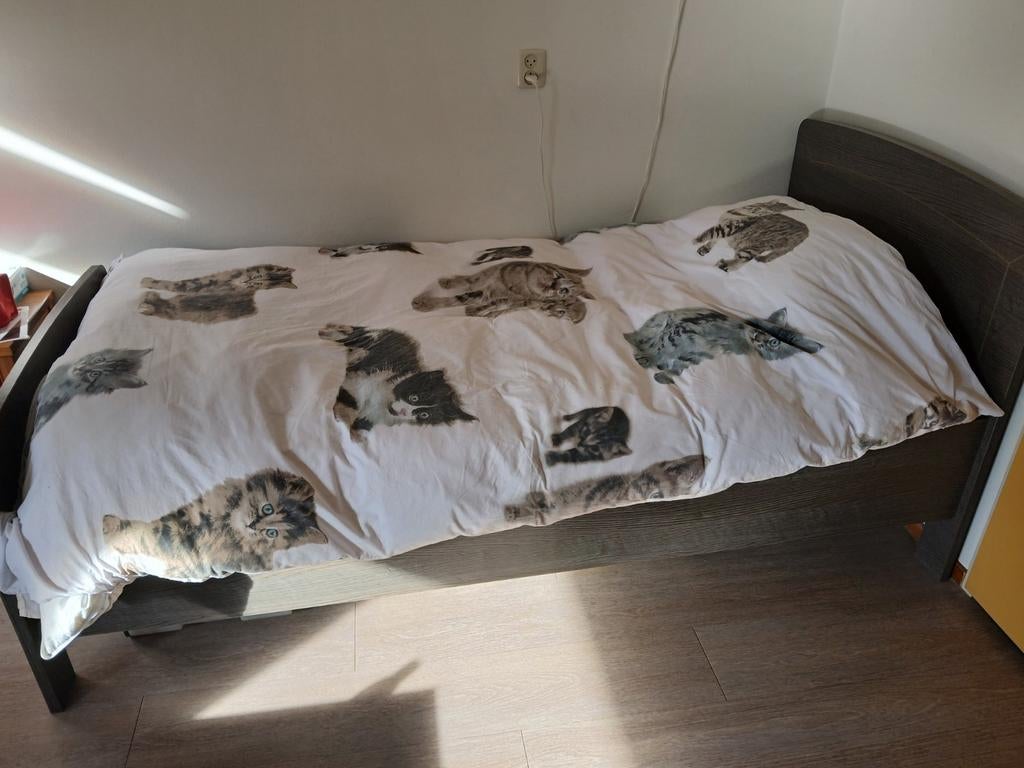 Een persoons bed Beter bed, Huis en Inrichting, Slaapkamer | Complete slaapkamers, Ophalen of Verzenden, Gebruikt, Eenpersoons