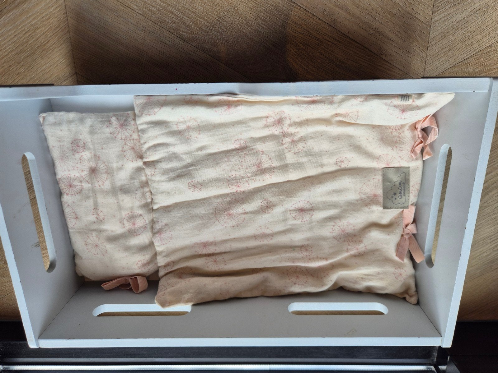 Poppenbedje met Cam Cam Copenhagen beddengoed, Ophalen, Gebruikt