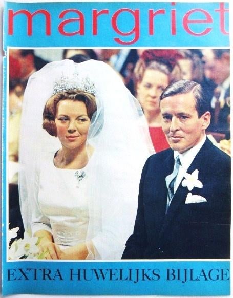 Koningin Juliana Beatrix Koning Willem Alexander 1950-67, Verzamelen, Koninklijk Huis en Royalty, Zo goed als nieuw, Kaart, Foto of Prent