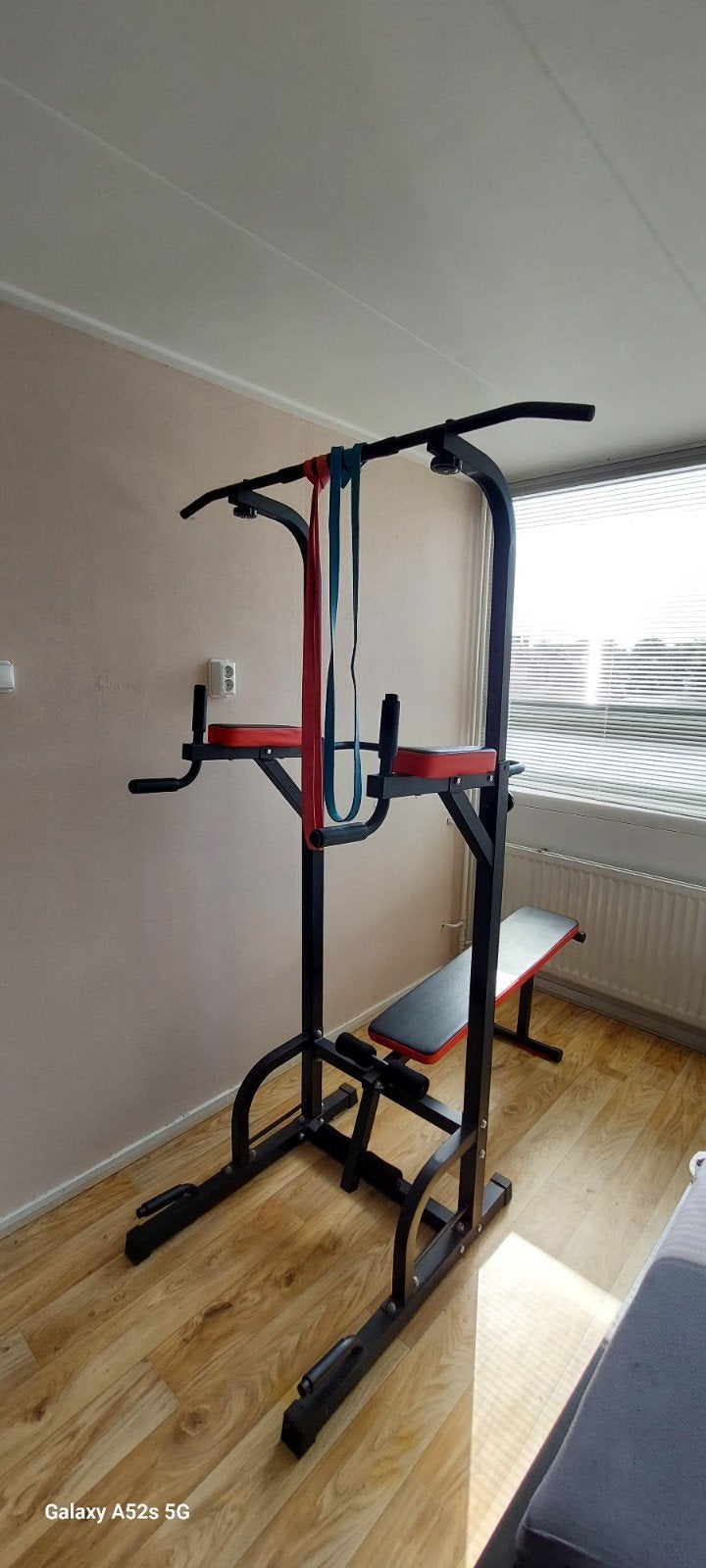 Power Tower met fitnessbank Krachtstation Pull Up Station, Ophalen