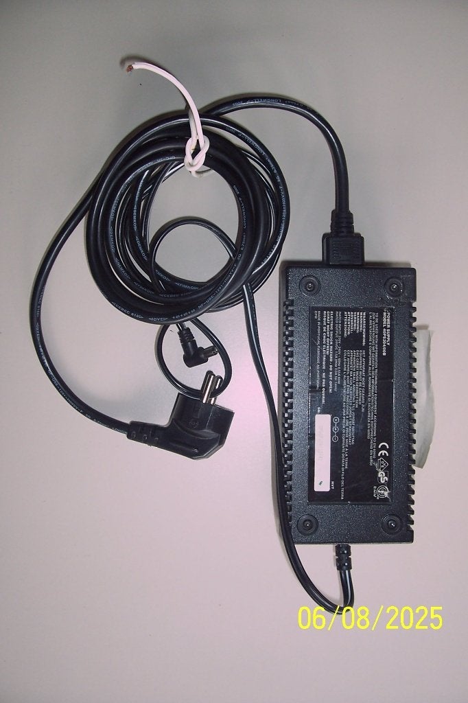 adapter 24 volt/ 1,5 ampère, Ophalen of Verzenden, Gebruikt